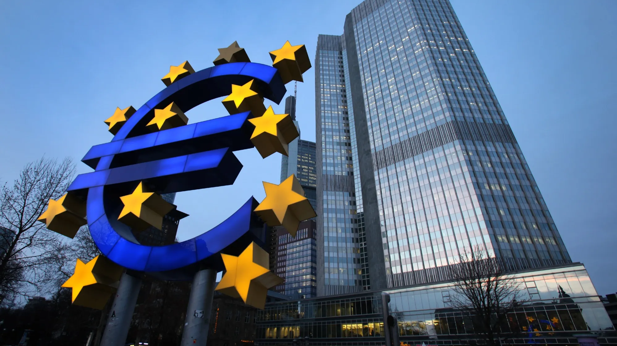 Símbolos e Valores Europeus image